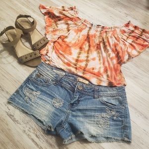 Rose Embroidered Shorts